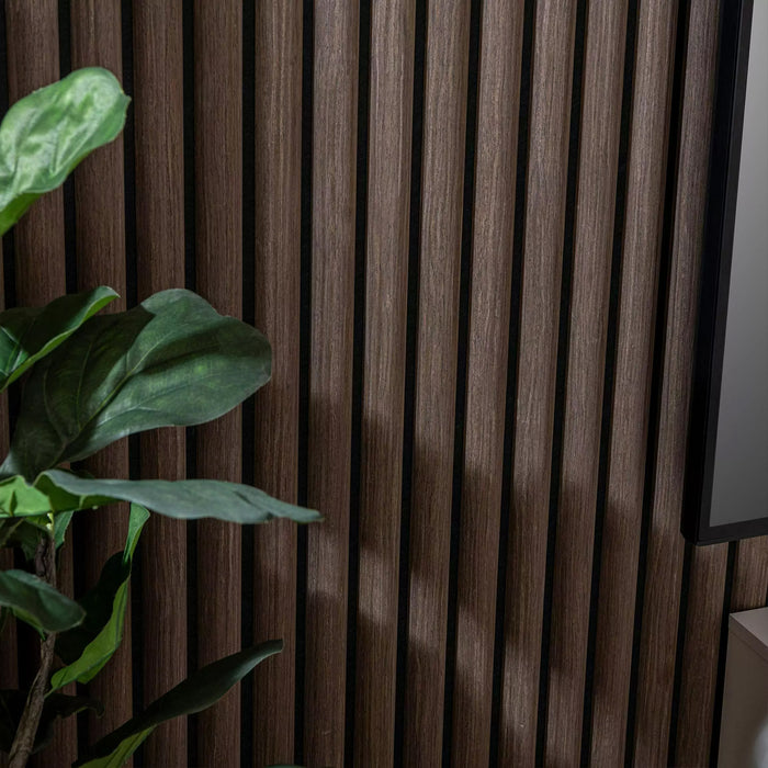 Acoustic Curve Wood Wall Panels in Classic Oak — view 2